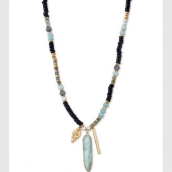 Stella & Dot | RARE Retired Artisan Druzy & Hand-beaded Pendant Necklace - Picture 4 of 9